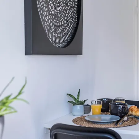 The Place-studio * ستشيلتيغهيم