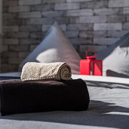 The Place-studio ستشيلتيغهيم